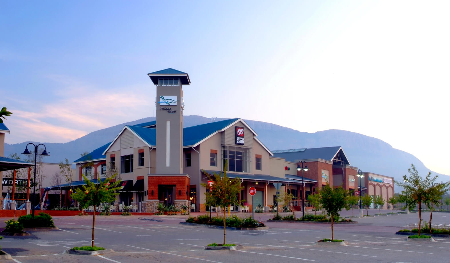 VILLAGE MALL @HARTIES 1