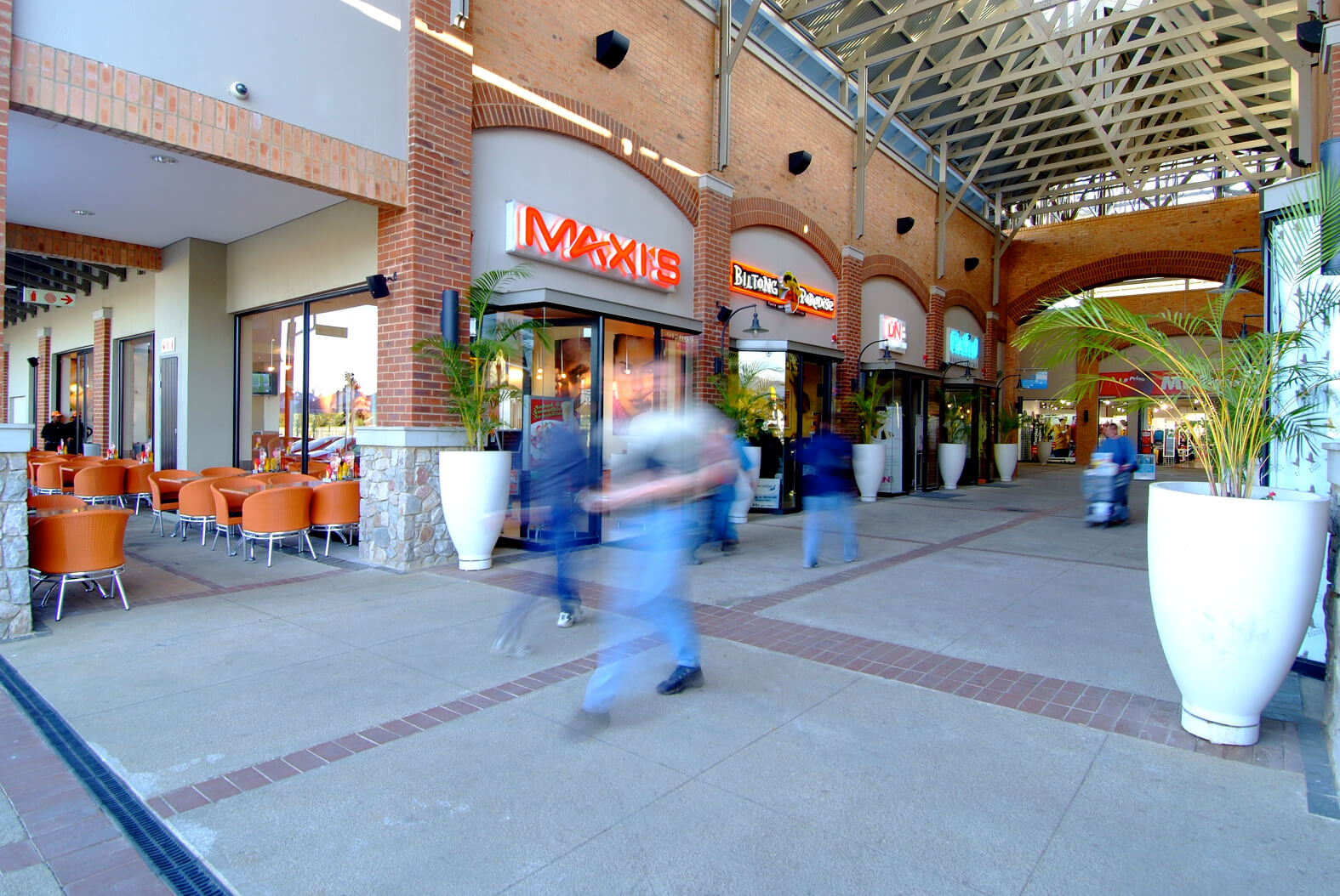 VILLAGE MALL @HARTIES 4